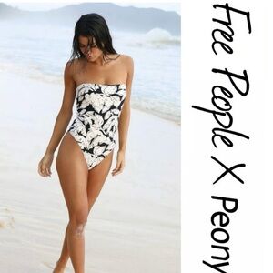 Free People X Peony One Piece Swimsuit In Duet NWT M 5/6